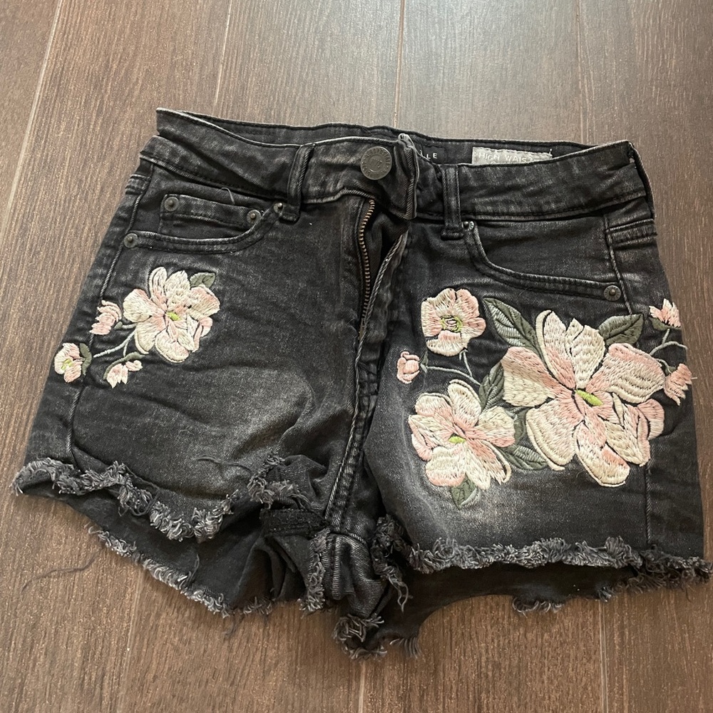 CUTE SHORTS!